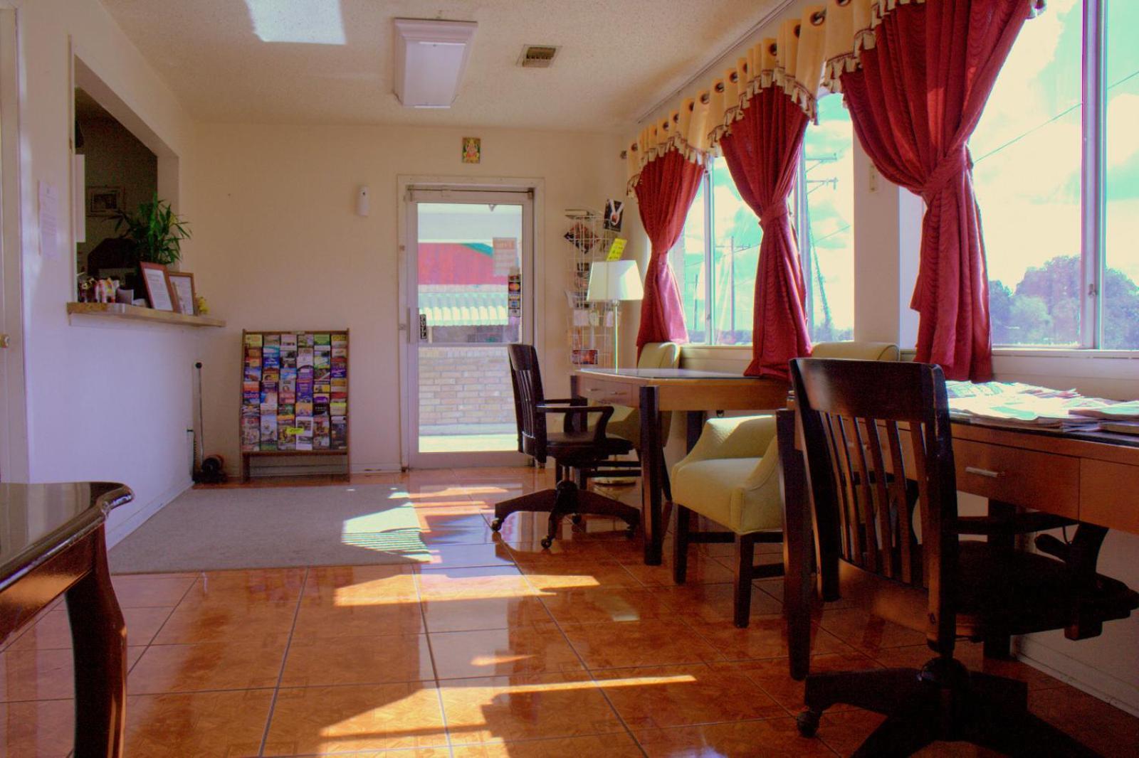 Somerville Inn And Suites Esterno foto